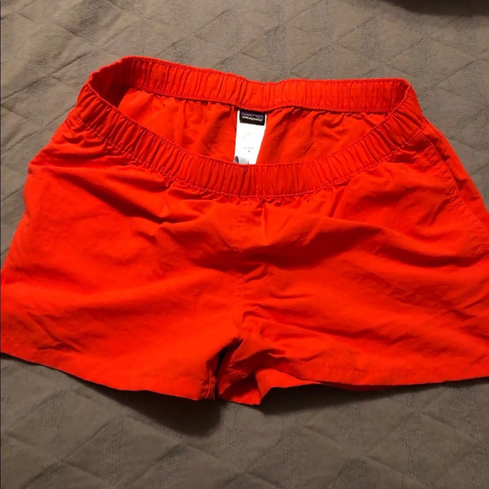 Patagonia Baggies Women’s Size XL